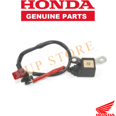 Honda Genuine OEM 2004-2007 CBR1000RR Pulse Generator Assy 30300