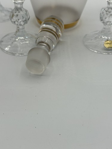 Vintage Bohemia Crystal Decanter And Stopper With 4 Glasses - Picture 4 of 7