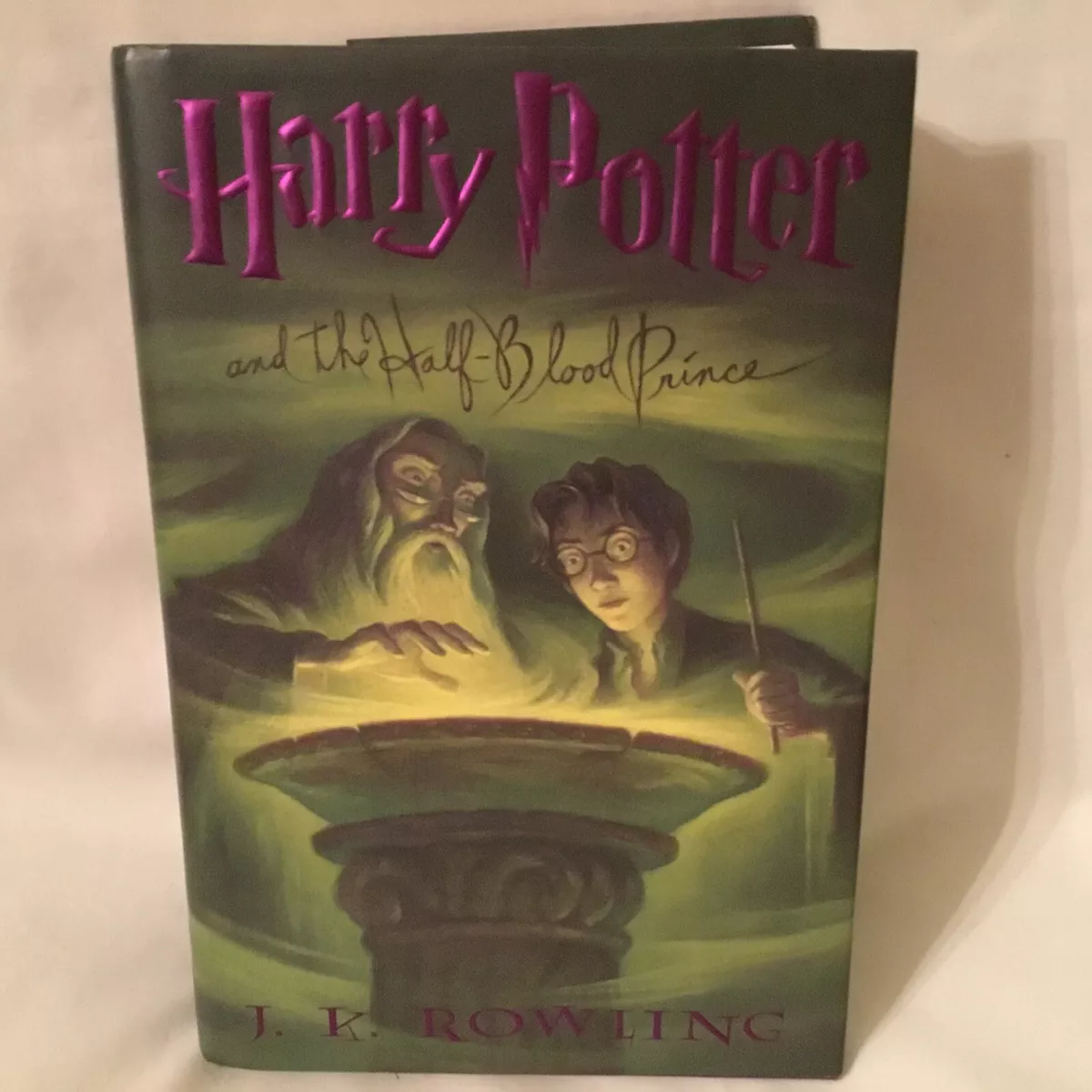 Scholastic Reveals Cover of Spectacular New Edition of Harry