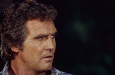Lee Majors appearing in the ABC tv show Fall Guy' 1981 Old Photo 10