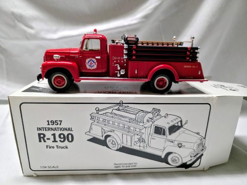 First Gear 18-1535 International R-190 Oneida County, NY Fire 1/34