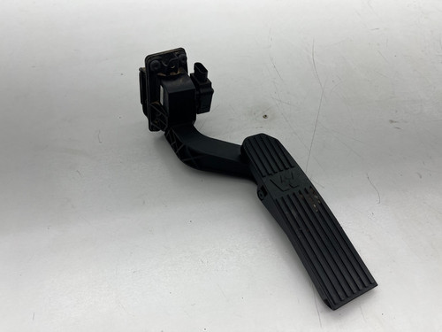Accelerator Pedal Assembly Dual APS Freightliner A01-34092-000