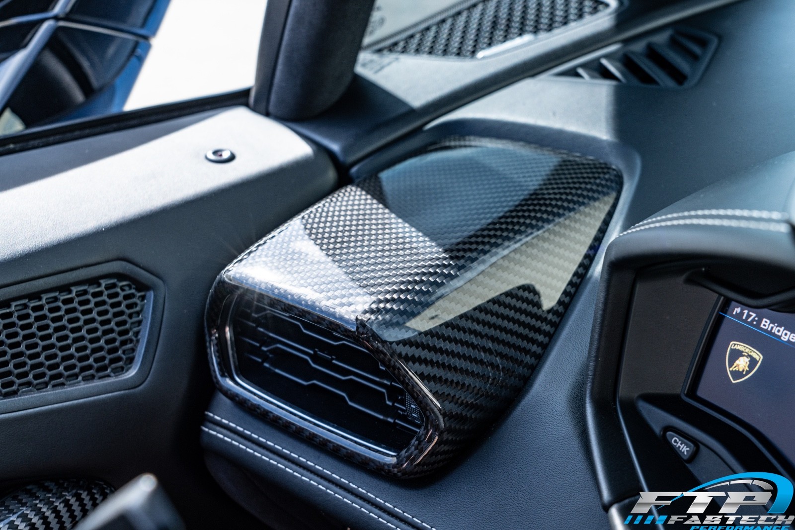 Lamborghini LP580 / LP610 Carbon Interior Kit 3K Twill EVO Huracan  Coupe Spyder