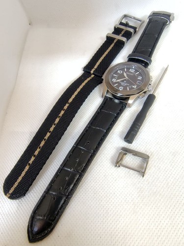 Seiko Brightz 7B25-0AA0 Radio wave control Titanium Blk Slv Solar Mens Watch - Picture 3 of 10