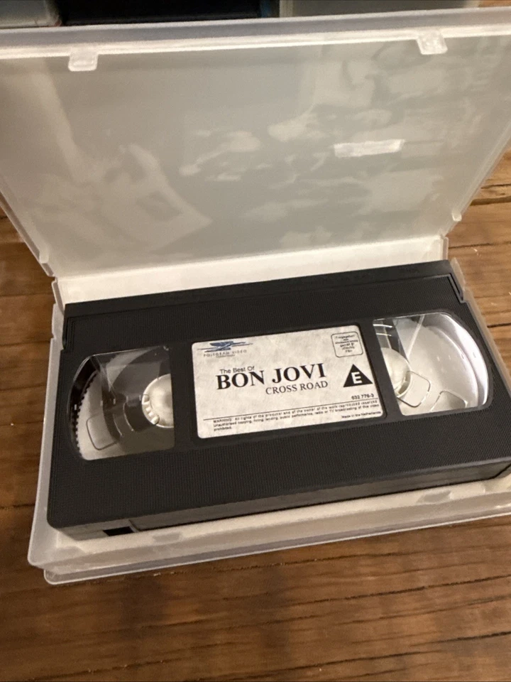 VHS Kassette The Best Of Bon Jovi - Cross Road - Bild 3 von 3