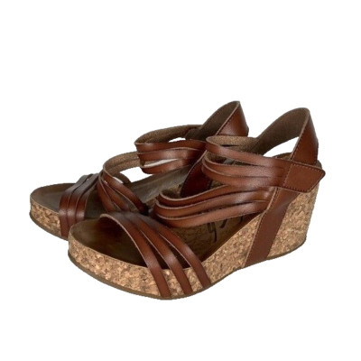 Helm Wedge Sandal Blowfish Malibu Helm Wedge Sandals Size Vegan