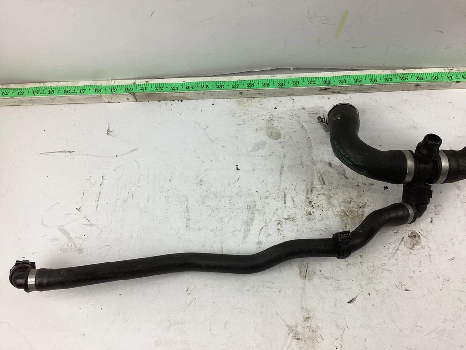 BMW 320i xDrive 2012-2015 motor bomba de agua refrigerante manguera tubería 4615722 OEM Foto 2 de 4