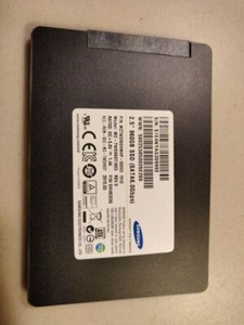 SSD Samsung 960GB 6Gb/s 2,5" MZ7WD960HMHP-00003