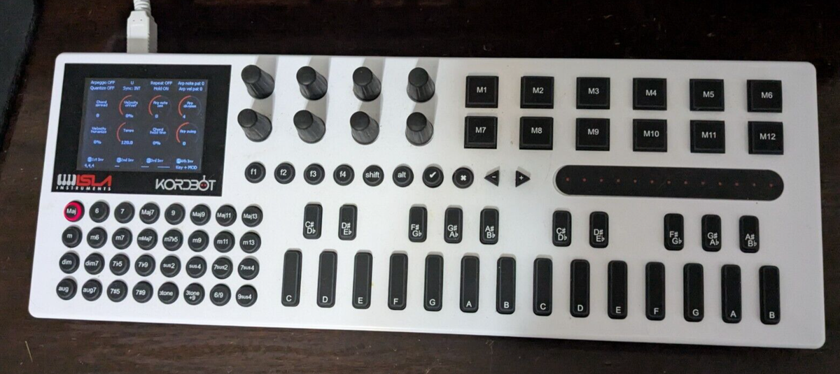 Isla Instruments Kordbot - chord finder - midi controller - READ