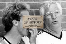 Foto 10x15cm Rummenigge und Derwall bei der WM in Spanien