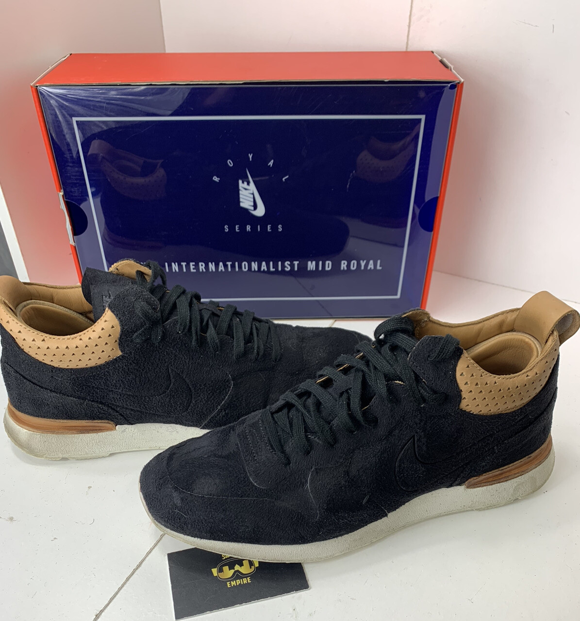 nike internationalist utility black