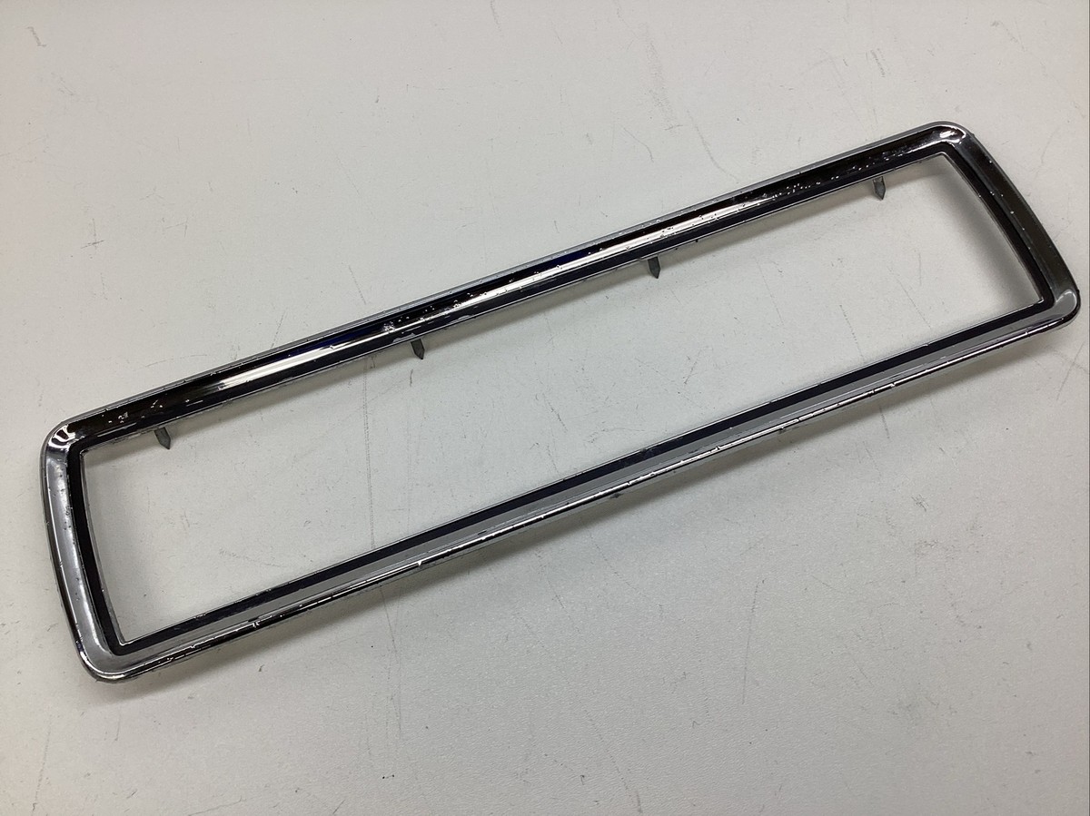1967-1971 FORD THUNDERBIRD RIGHT REAR INTERIOR DOOR PANEL TRIM
