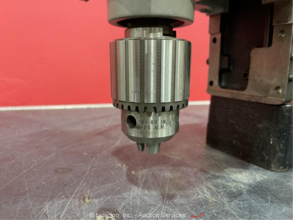 Milwaukee 4202 Electric Mag Drill Press Variable Speed