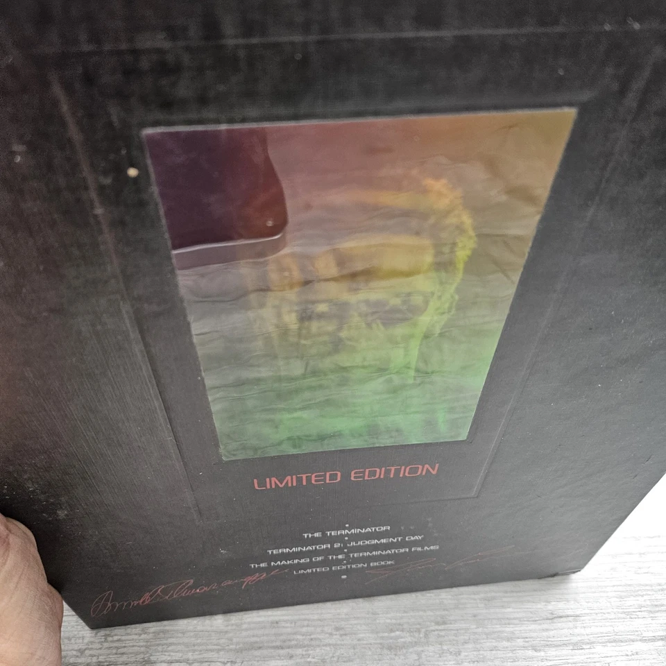VTG The Terminator Collection Limited Edition 3 VHS Collectors Book T2 Arnold - Image 4 of 4