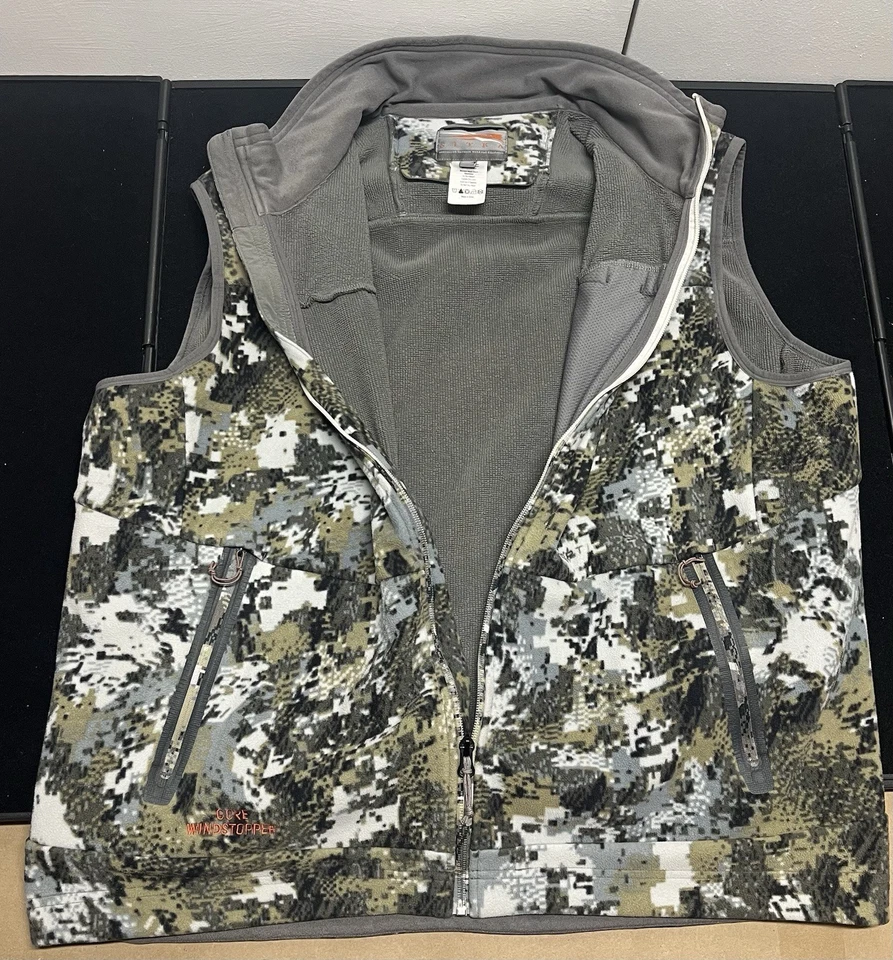 Sitka Vest, Optifade Elevated II,  Men's XL-Gore Wind Stopper 50092 - Image 2 of 4