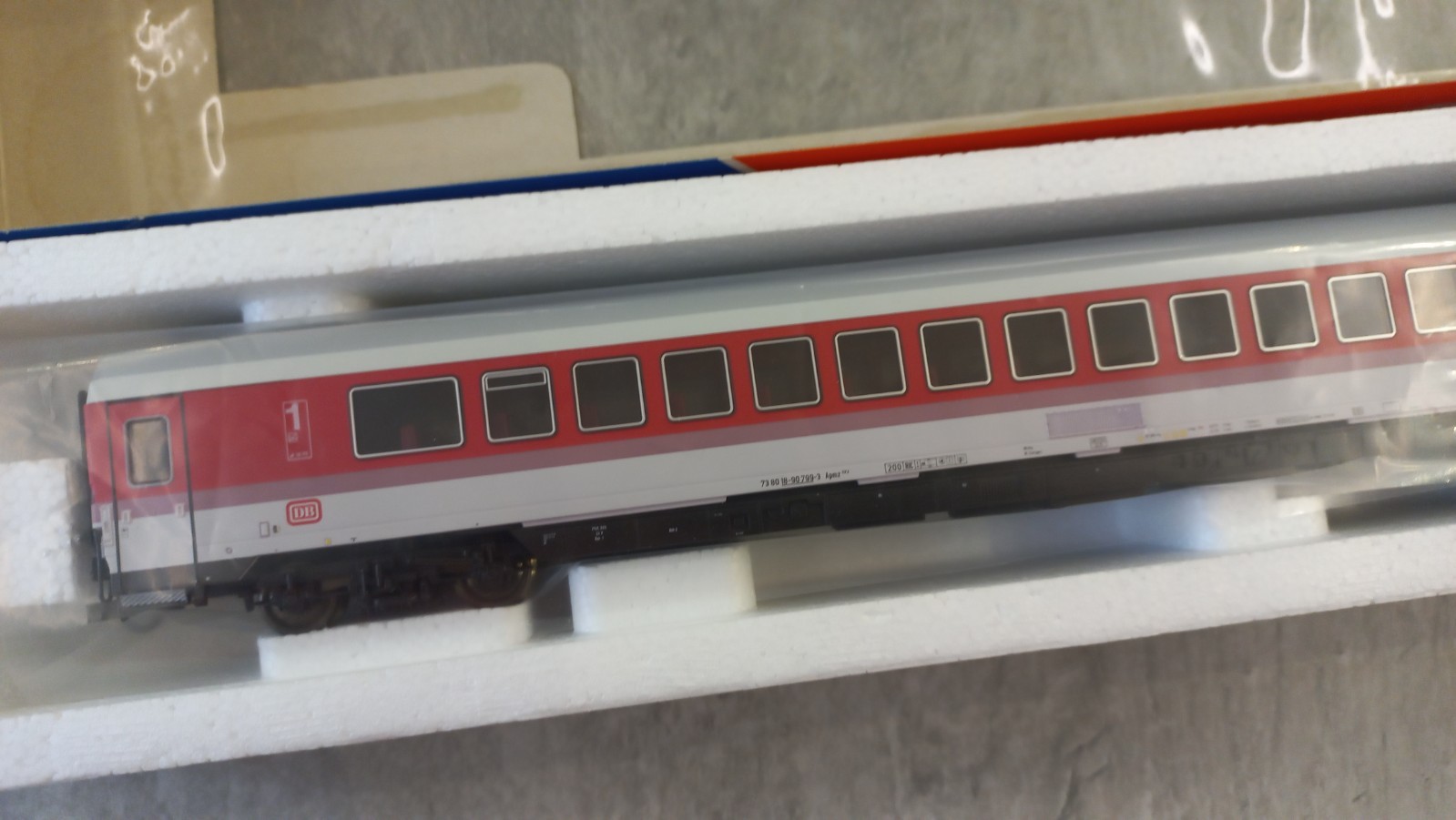 Voiture DB-ROCO-44649 Apmz H0 neuf la solution pour compléter votre rame InterCity