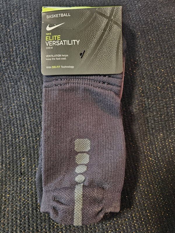 New Original Nike Elite Socks Dri-Fit Basketball Crew Size L Green/Yellow