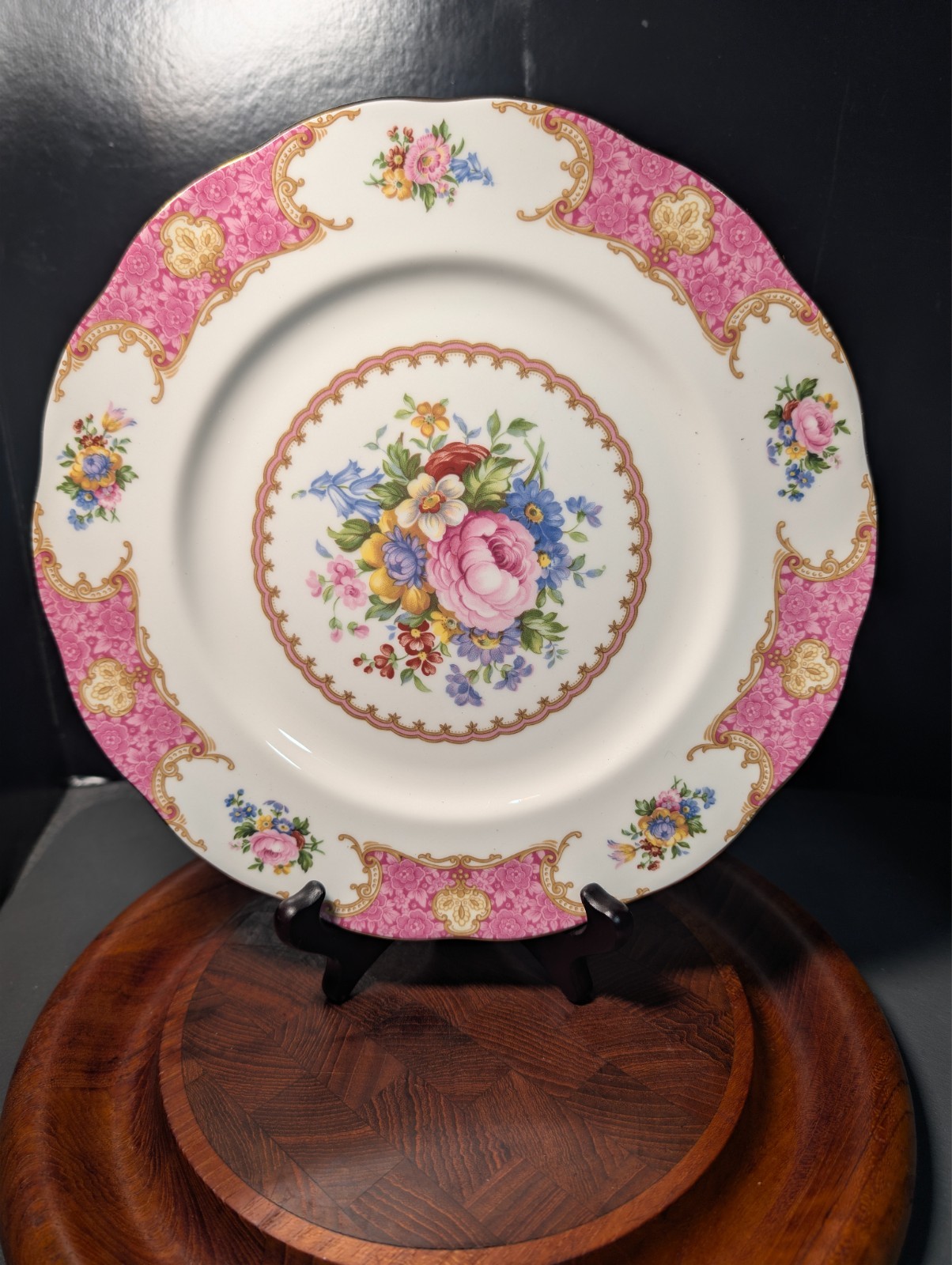 Royal Albert : Lady Carlyle | Fine Bone China Selection | Ma