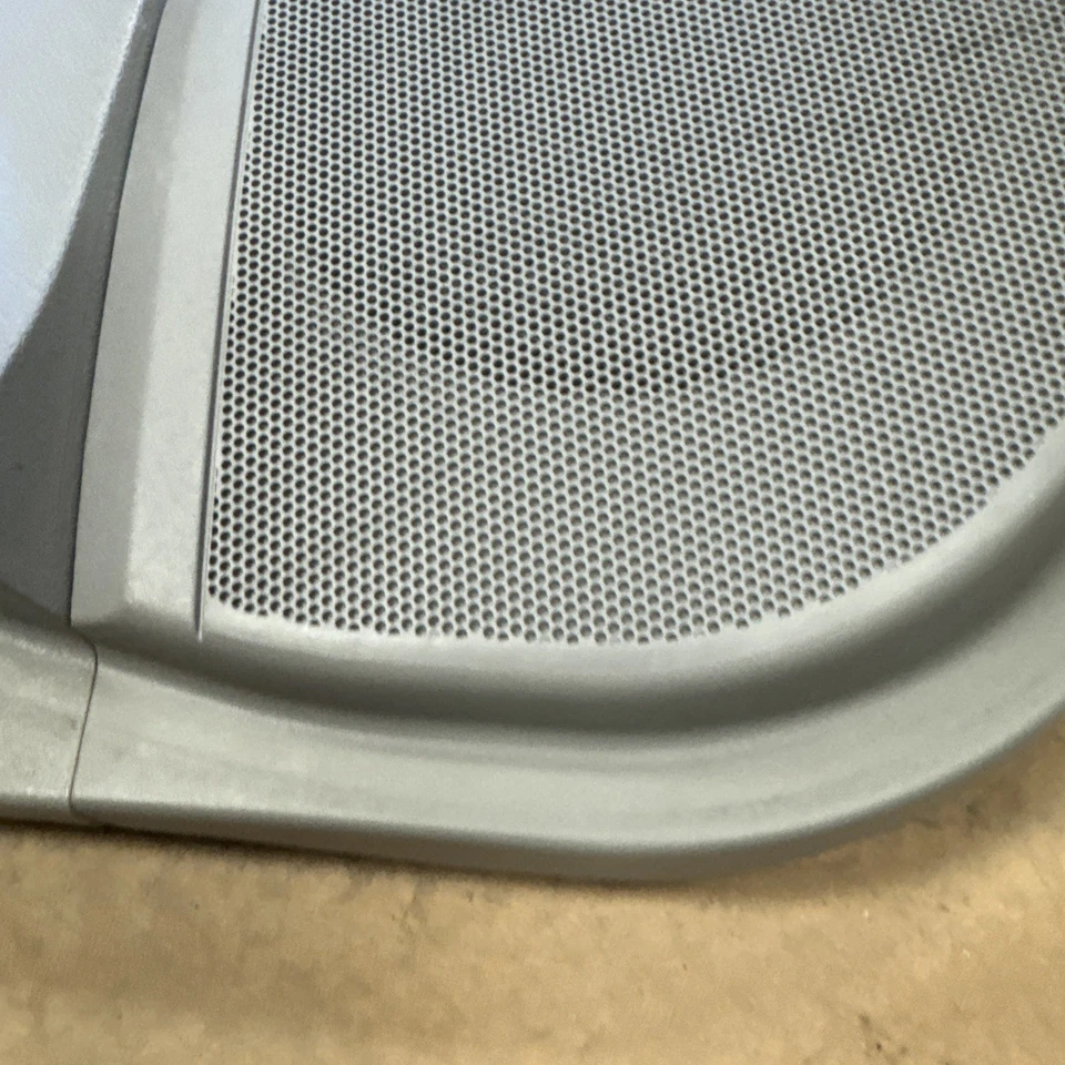 2011 2012 2013 Subaru Forester Front Right Passenger Interior Door Trim Panel - Изображение 4 из 4