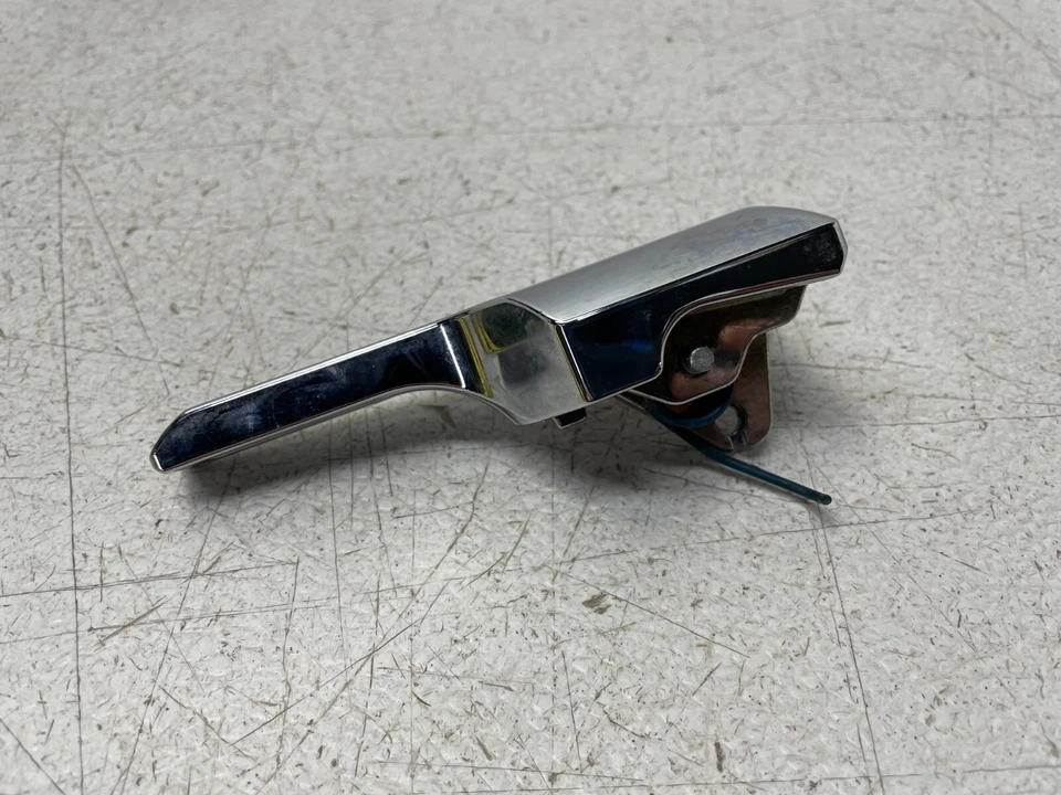 Manija de puerta interior del conductor delantero izquierdo Ford Expedition 15 16 17 cromada 1367 OEM Foto 3 de 4