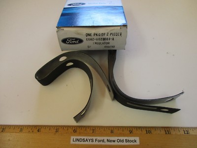 2 PCS IN 1 FORD BOX 1986/1989 CF-CFT600/800 TRUCK ''INSULATOR'' BODY SIDE STEP NOS