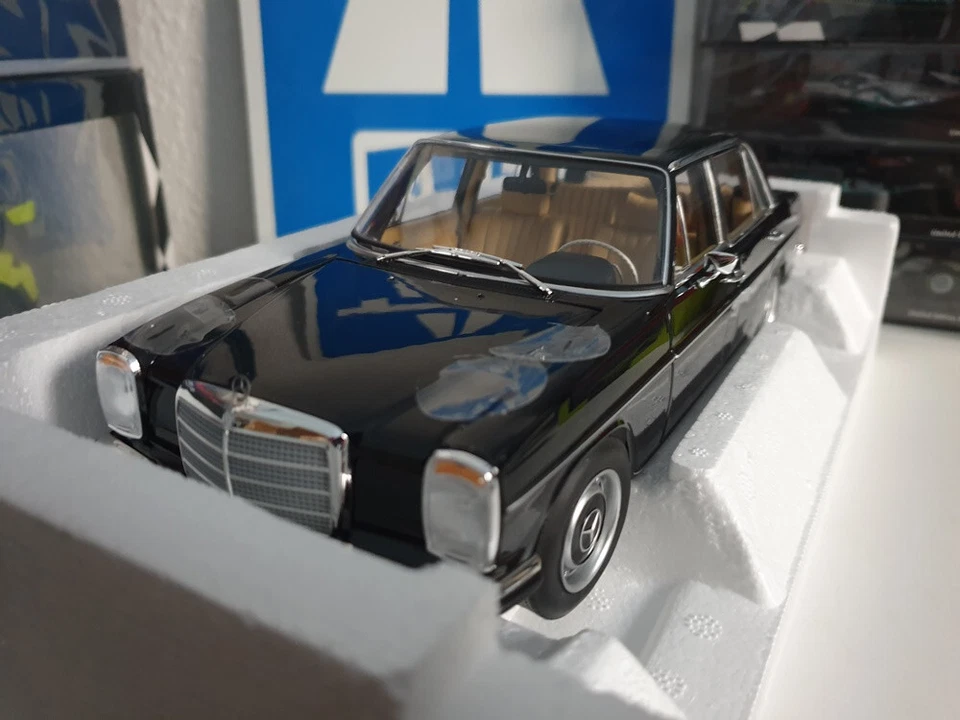 Norev Mercedes Benz 200 W115 1968 Black 1:18 183775. - Bild 4 von 4