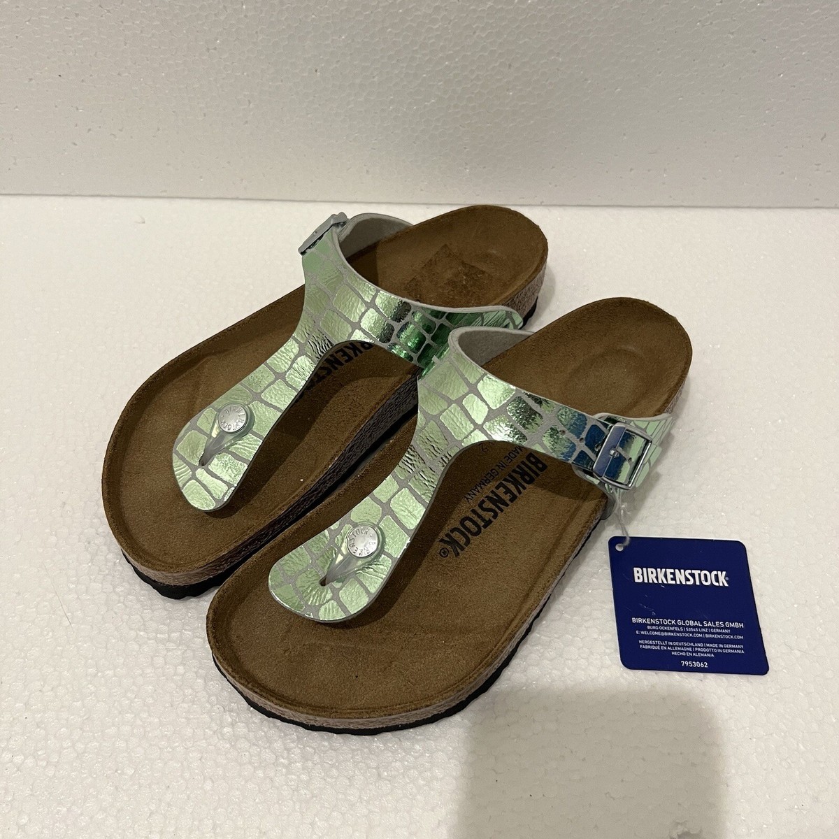 Birkenstock Gizeh Thong Sandals Gator Gleam Pearl Light Mint 
