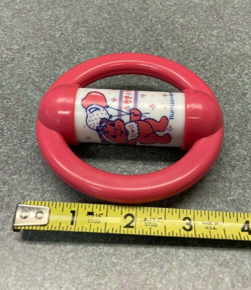 Juguete de bebé vintage Evenflo Sonajero Carillón - Volantes N Arcos Oso de peluche Círculo rosa  Foto 4 de 4