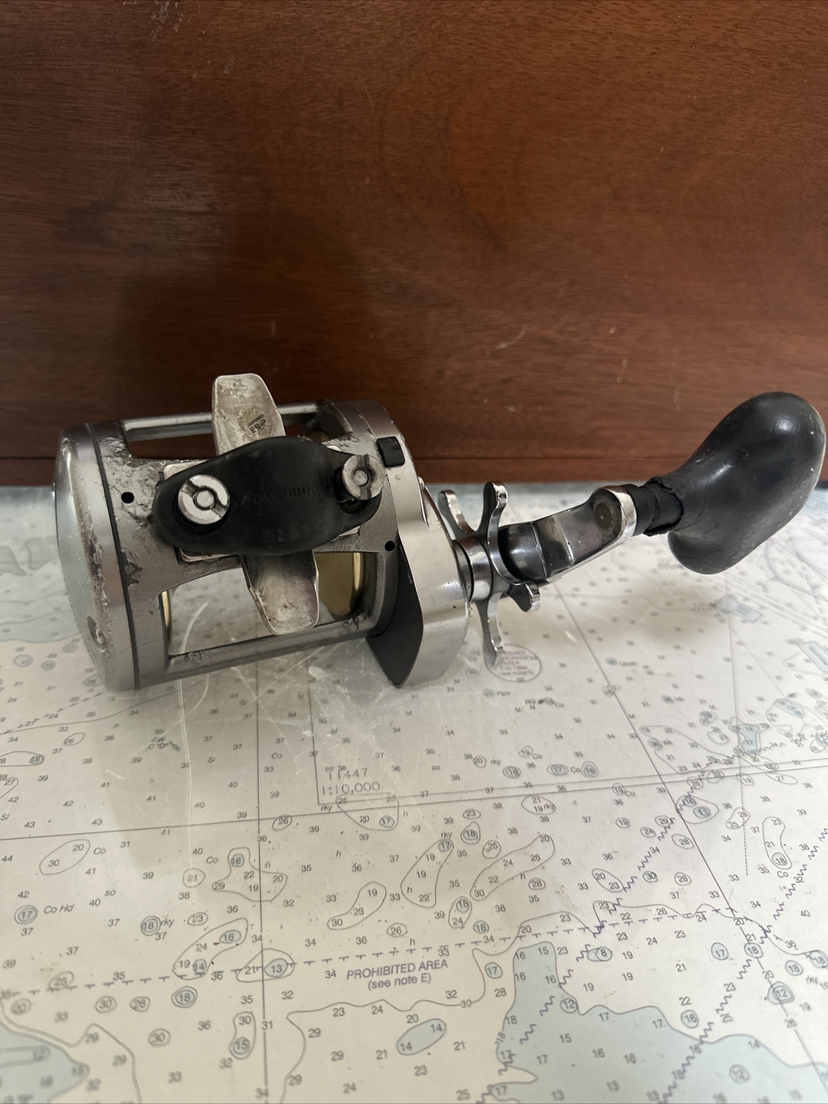Shimano Torium 30 HGA Saltwater Star Drag Reel; Mano sinistra Shimano Torium 30 HGA Saltwater Star Drag Reel; Mano sinistra