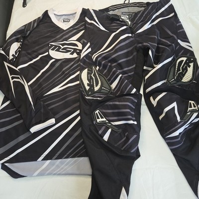 Men's MSR Axxis Black And White Moto Ross Jersey And Pants Set Mens Large Sz 34