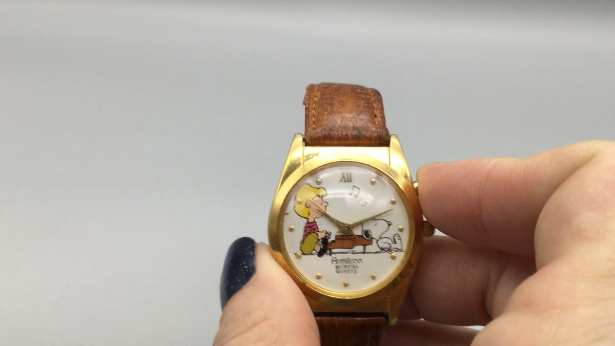 Vintage Armitron Peanuts Musical Watch 32mm Snoopy Schroeder New 