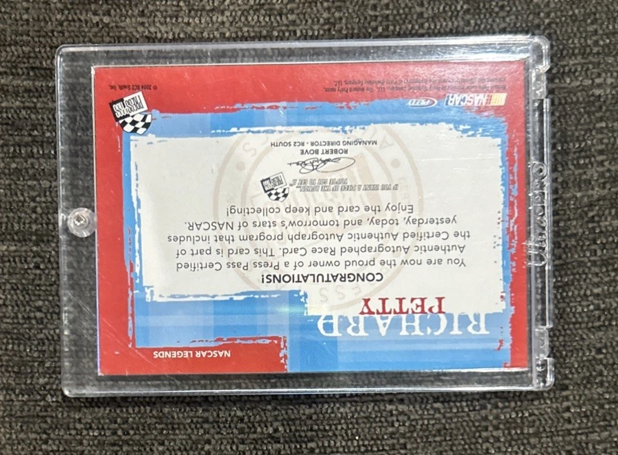 2005 Press Pass NASCAR Legends Auto Richard Petty Beautiful Bold Auto - Image 2 of 2