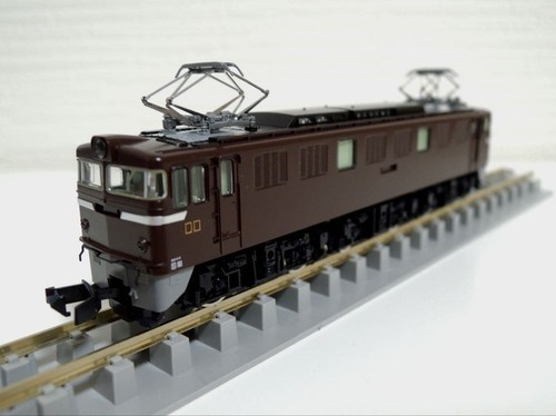Locomotora Eléctrica TOMIX JR EF60 Nº 47 Marrón Edición Limitada Modelo 93545 | Condition: Used