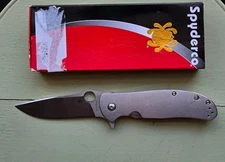 Spyderco Advocate 
