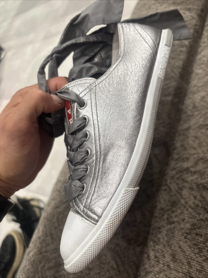 prada low top sneakers Lace Up Silver Size 38-1/2 - Image 3 of 4