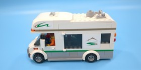 LEGO City - Camper Van With Canoe COMPLETE (2013) #60057