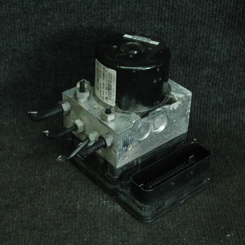 VOLVO V70 III BW 2007 ABS-Pumpe 31261142