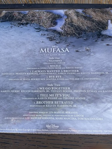 Disney Mufasa The Lion King - Clear Vinyl LP + Collectible Poster Lmd Edition - Picture 8 of 8