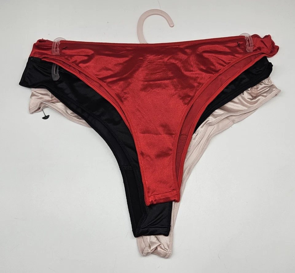 BCBGeneration 3 Pk Mujer S M L Saludos Lujo Bling Tanga Bragas Rojo Negro Beige Foto 3 de 4