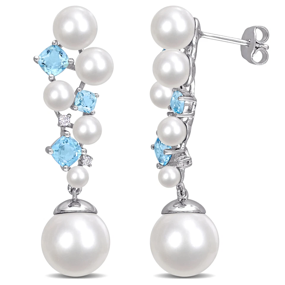 Pendientes colgantes Amour de plata de ley con perlas FW de topacio azul suizo y detalles de diamantes