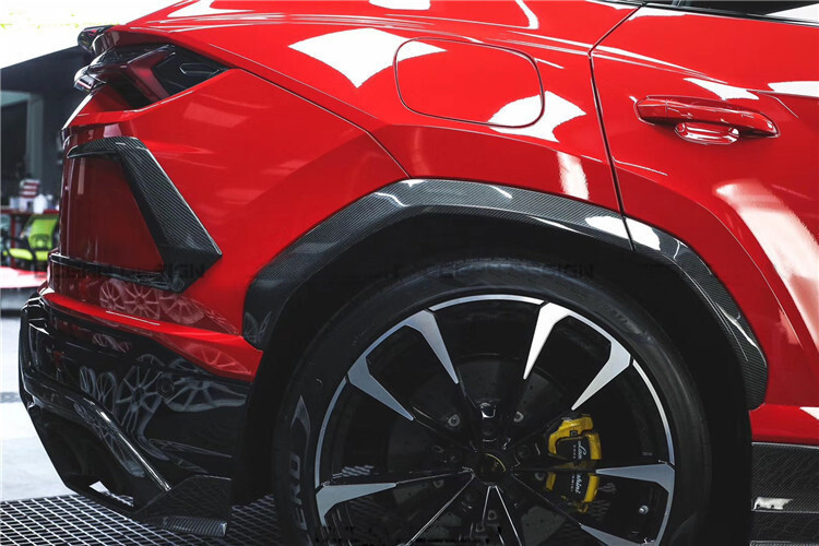 DRY Carbon Wheel Eyebrow Arch Trim Fender Flares For Lamborghini Urus 2018-2023