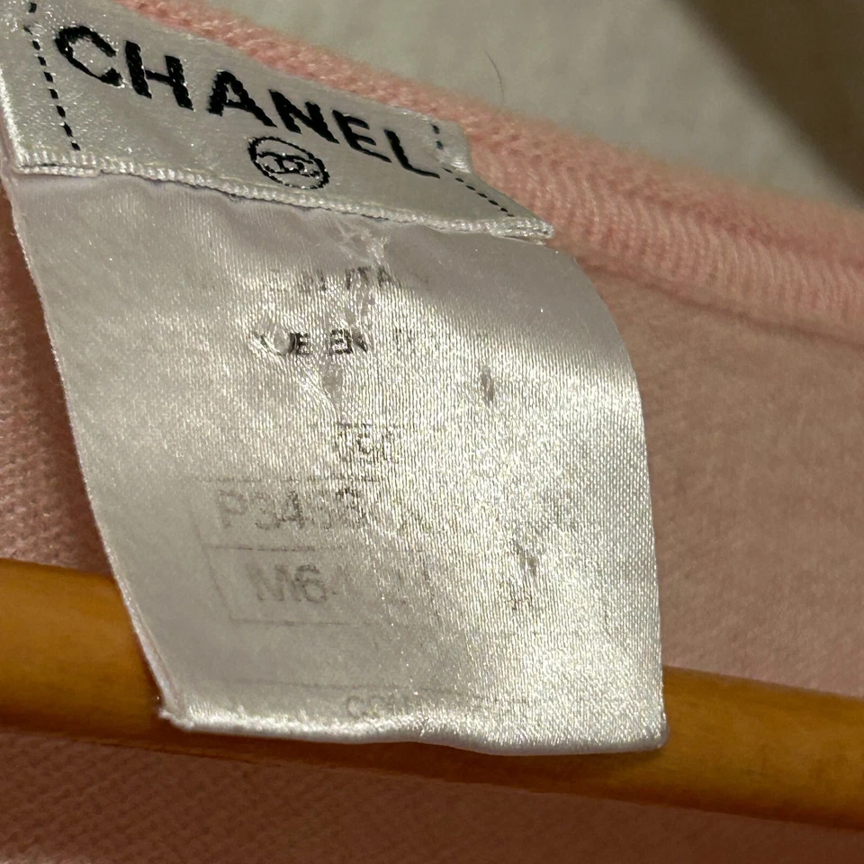 CHANEL Womens Sz 40 Logo Pink Knit Sweater Top T-shirt Cashmere Miami Cruise - Image 3 of 4