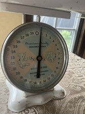 VINTAGE AMERICAN FAMILY NURSERY SCALE BABY SCALE 30 LBS