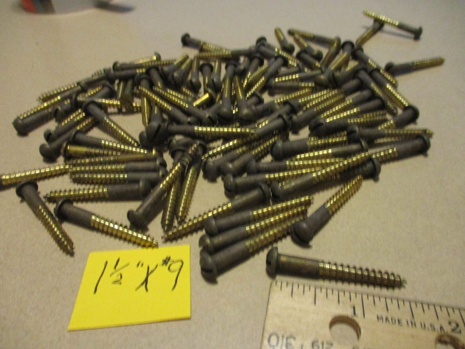32---VINTAGE SOLID BRASS WOOD SCREWS WITH ROUND SLOT HEADS 1 1/2