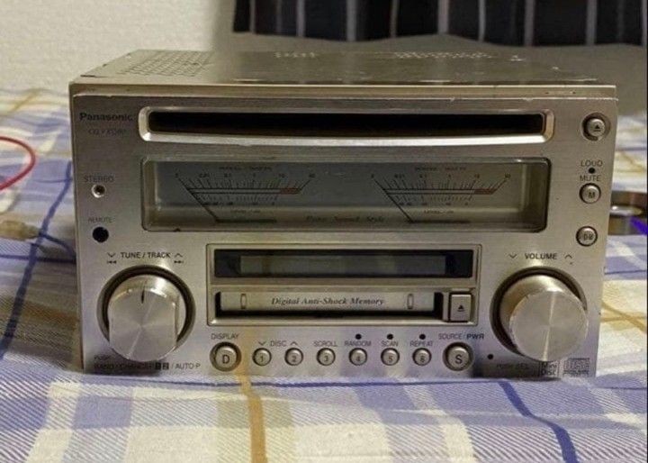 Junk Panasonic CQ-VX5500D CD MD Mini Disc Player Car Audio Silver