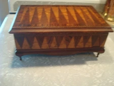 Beautiful Antique Inlay Wood Box, Sewing, Jewelry 19th c. Lovely Craftsmanship