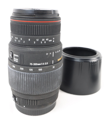 Sigma 70-300mm f/4-5.6 APO DG Zoom Canon EF Lens with Macro - FOR