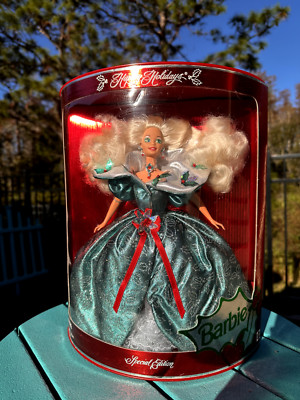 1995 Happy Holiday Barbie Special Edition