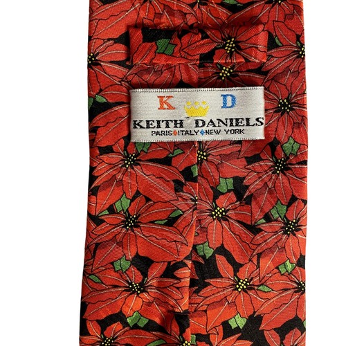 #7870 Keith Daniels Black with Red Poinsetta Floral Christmas Pattern Mens Neckt - Picture 3 of 5