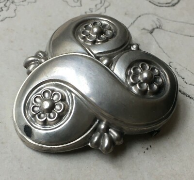Ancienne Broche Fleur Art Déco En Argent Massif - France 1930 - Poinçon Sanglier